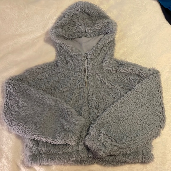 Urban outfitters Fluffy jacket - Picture 2 of 4